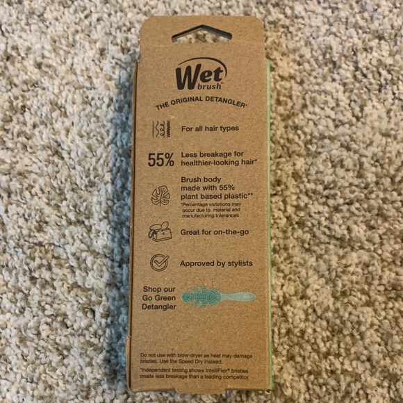 Wet Brush Go Green Mini Detangler - Picture 4 of 5